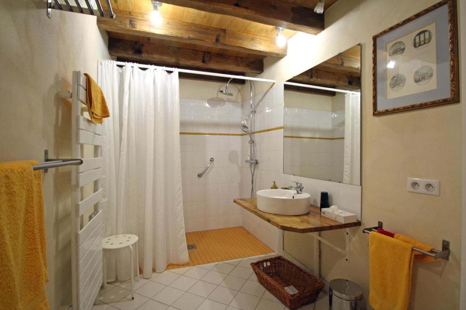 La Grande Foret Saint-Jouvent 外观 照片